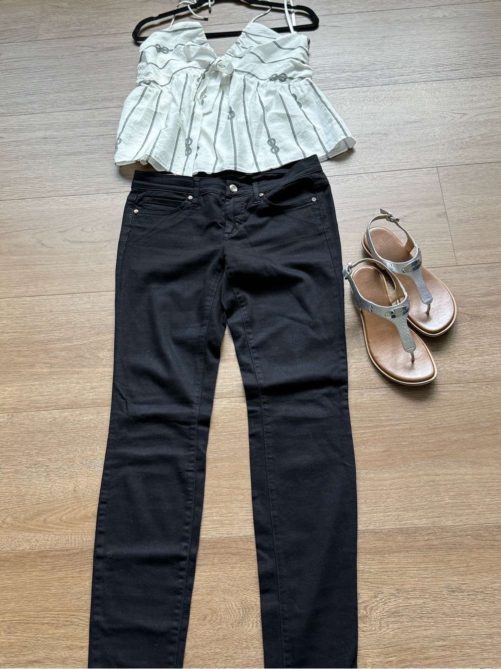 Black Skinny Jeans - Classic High-Rise Fit